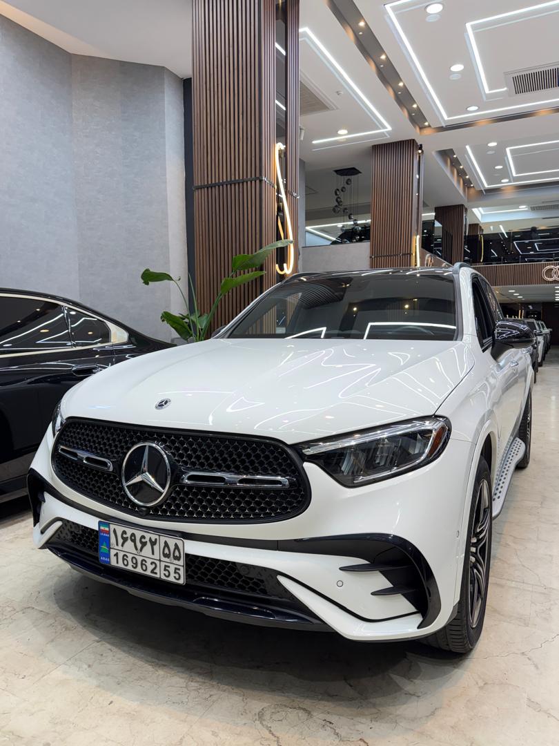 مرسدس بنز GLC300 مدل 2023