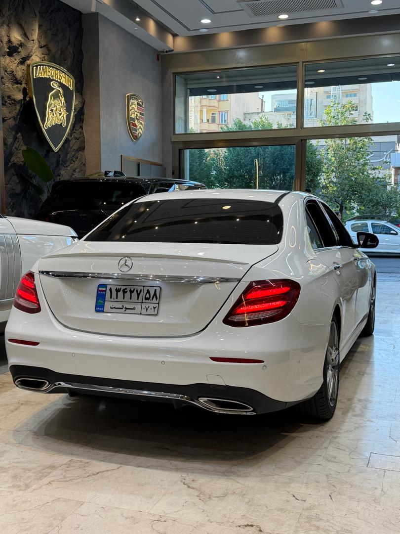 مرسدس بنز E300 مدل 2018